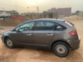 vehicule-familial-spacieux-et-economique-small-0
